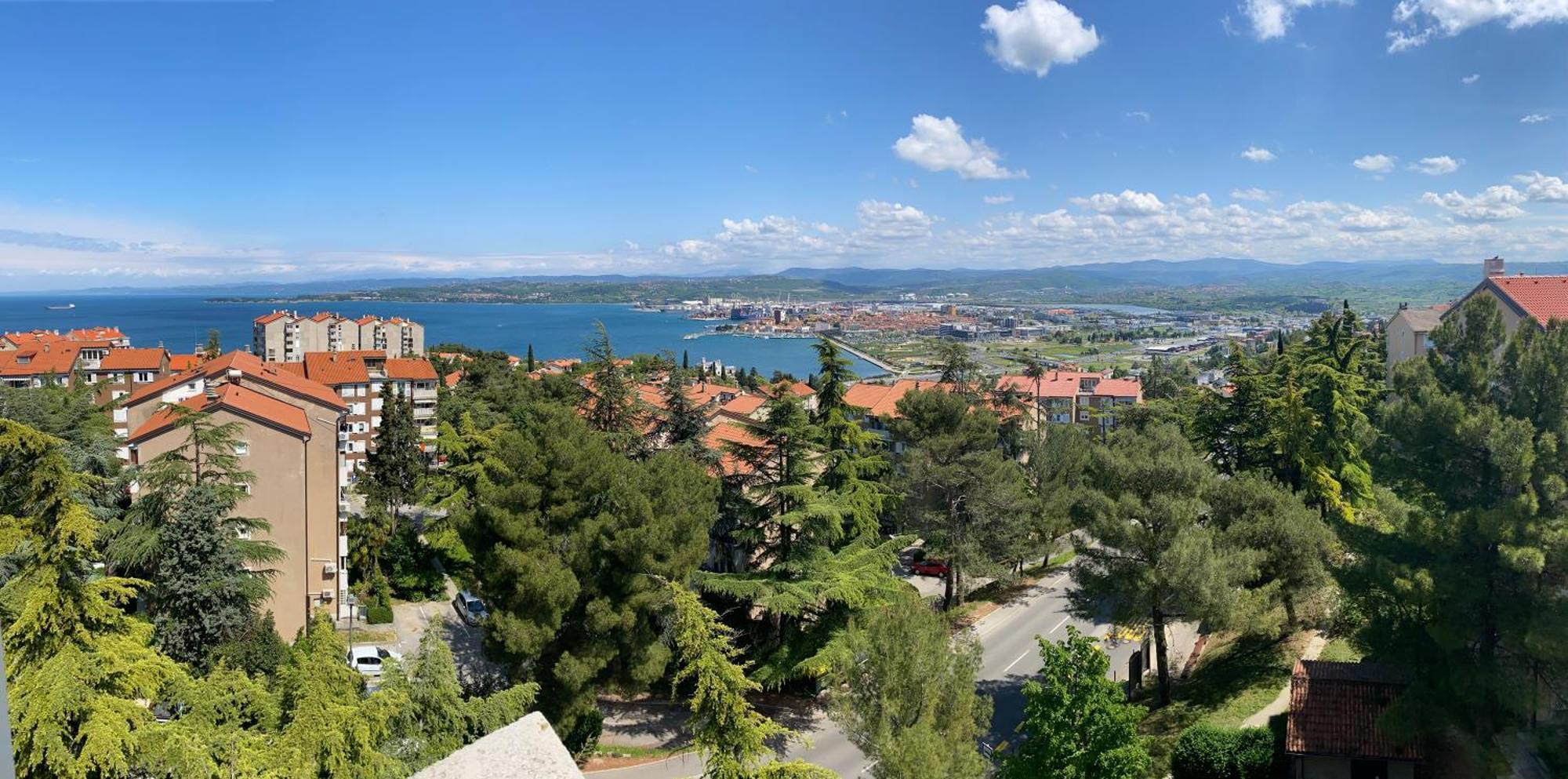 Lovely Apartment With Fabulous View Koper Exterior foto