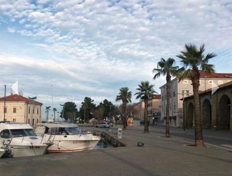 Lovely Apartment With Fabulous View Koper Exterior foto